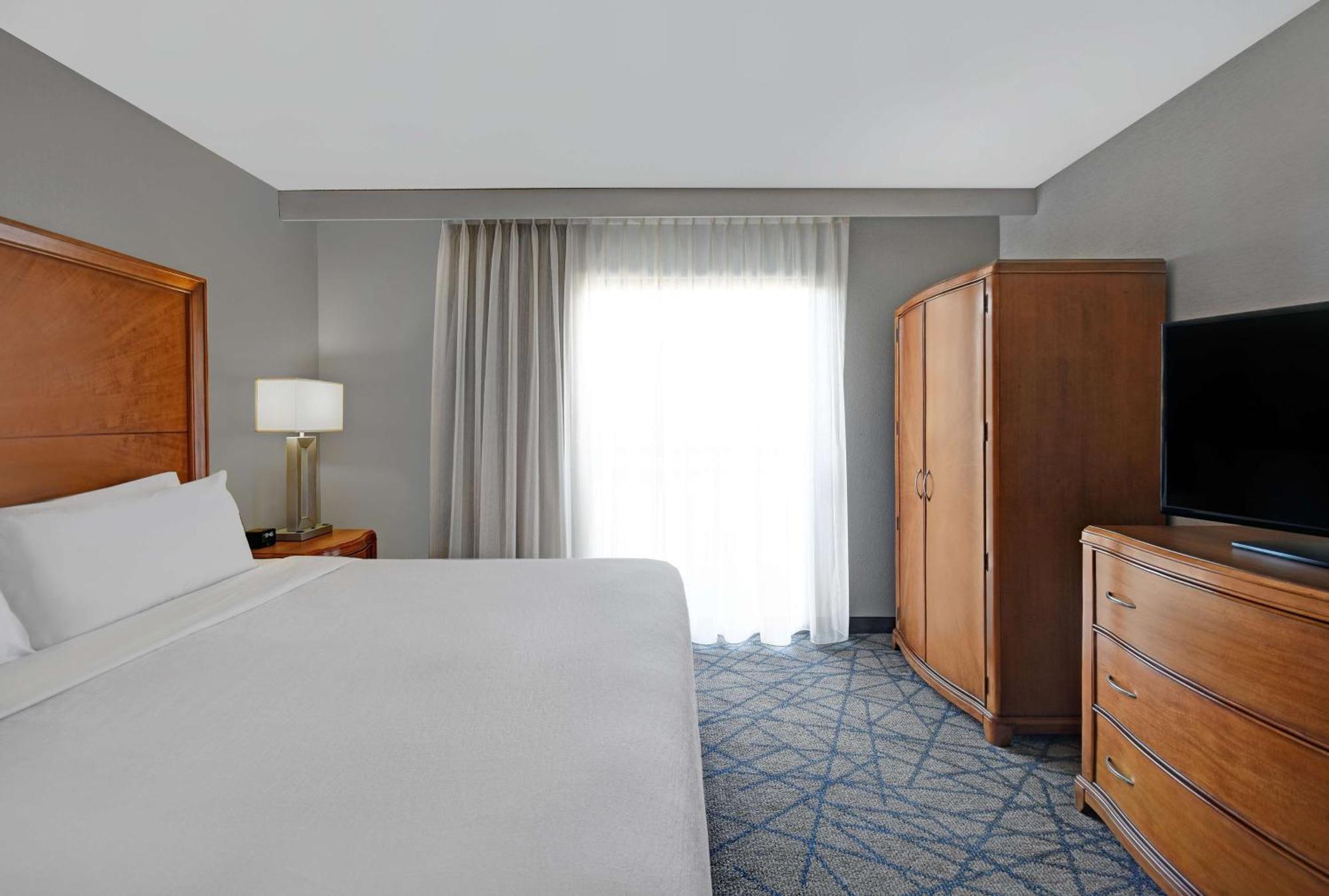 Embassy Suites By Hilton Detroit - Livonia/Novi Esterno foto