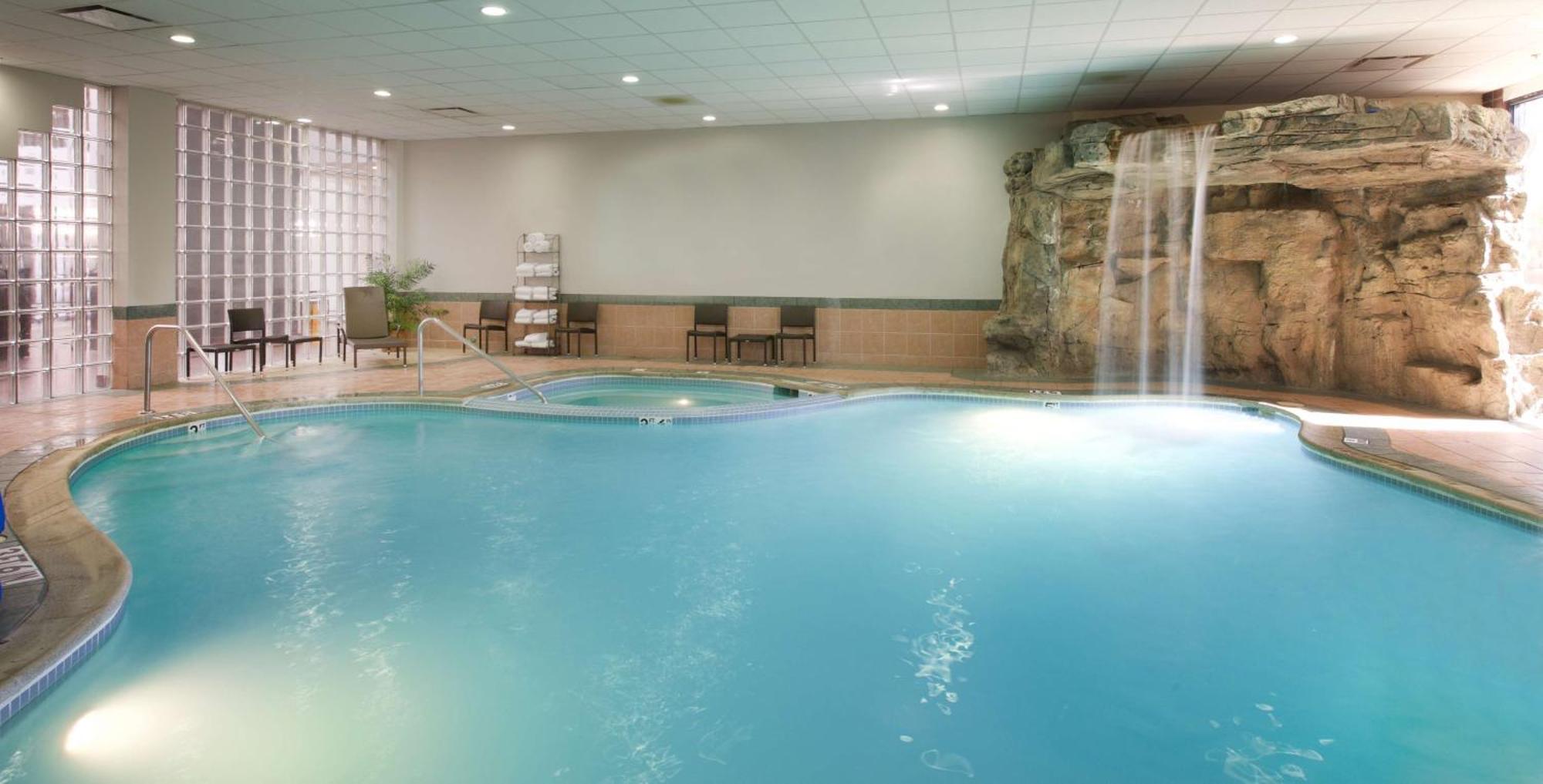 Embassy Suites By Hilton Detroit - Livonia/Novi Esterno foto