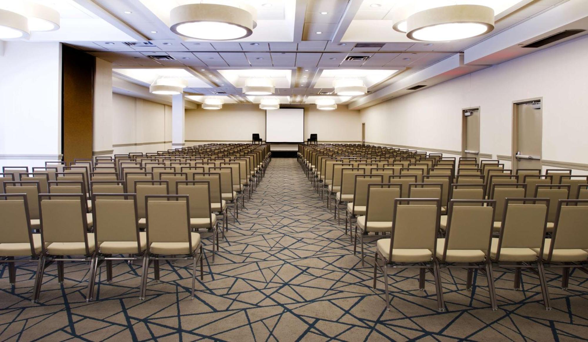 Embassy Suites By Hilton Detroit - Livonia/Novi Esterno foto