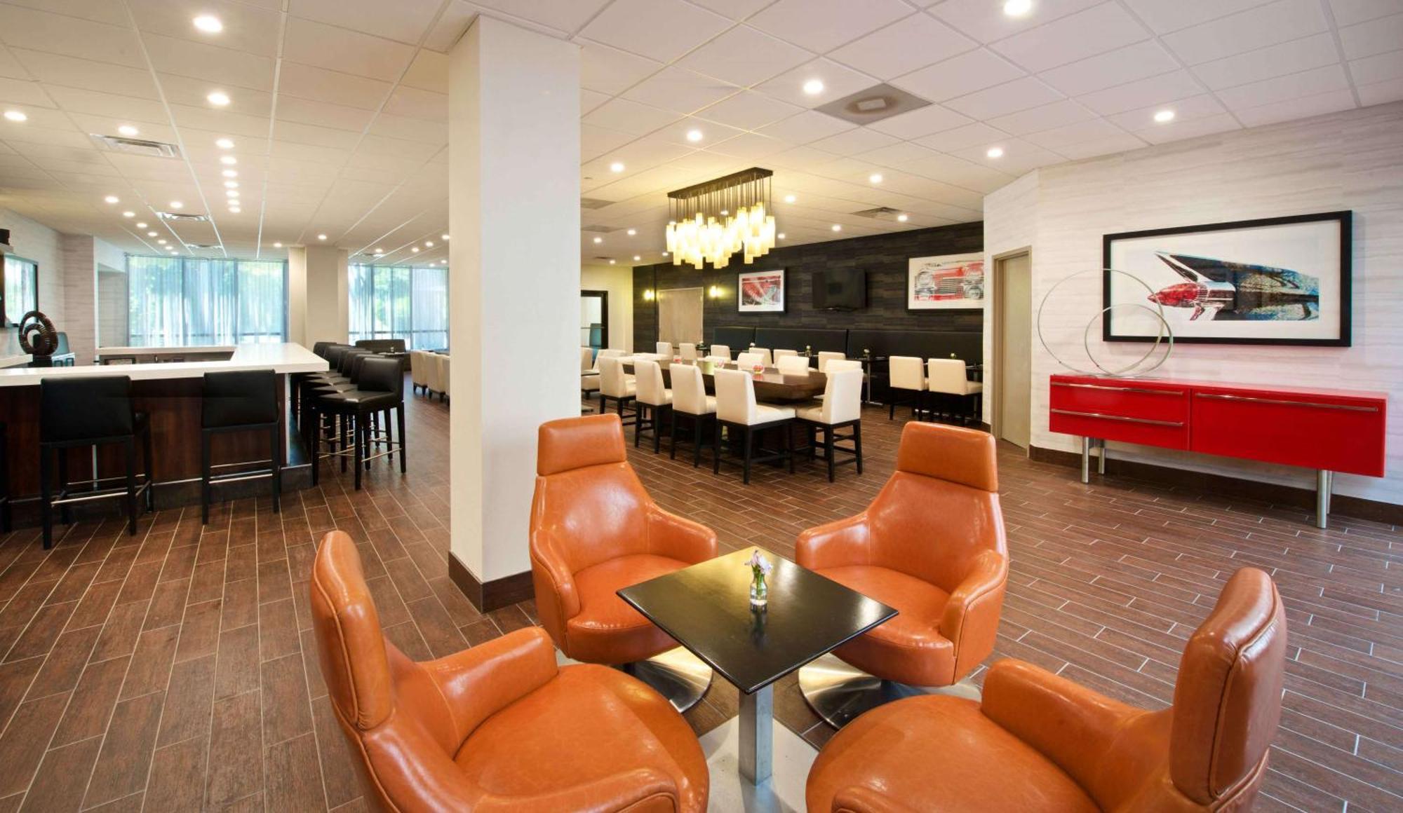 Embassy Suites By Hilton Detroit - Livonia/Novi Esterno foto