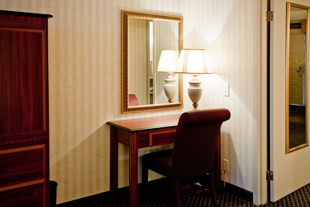 Embassy Suites By Hilton Detroit - Livonia/Novi Camera foto