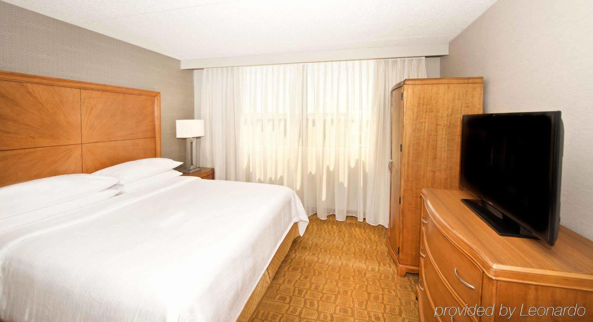 Embassy Suites By Hilton Detroit - Livonia/Novi Esterno foto